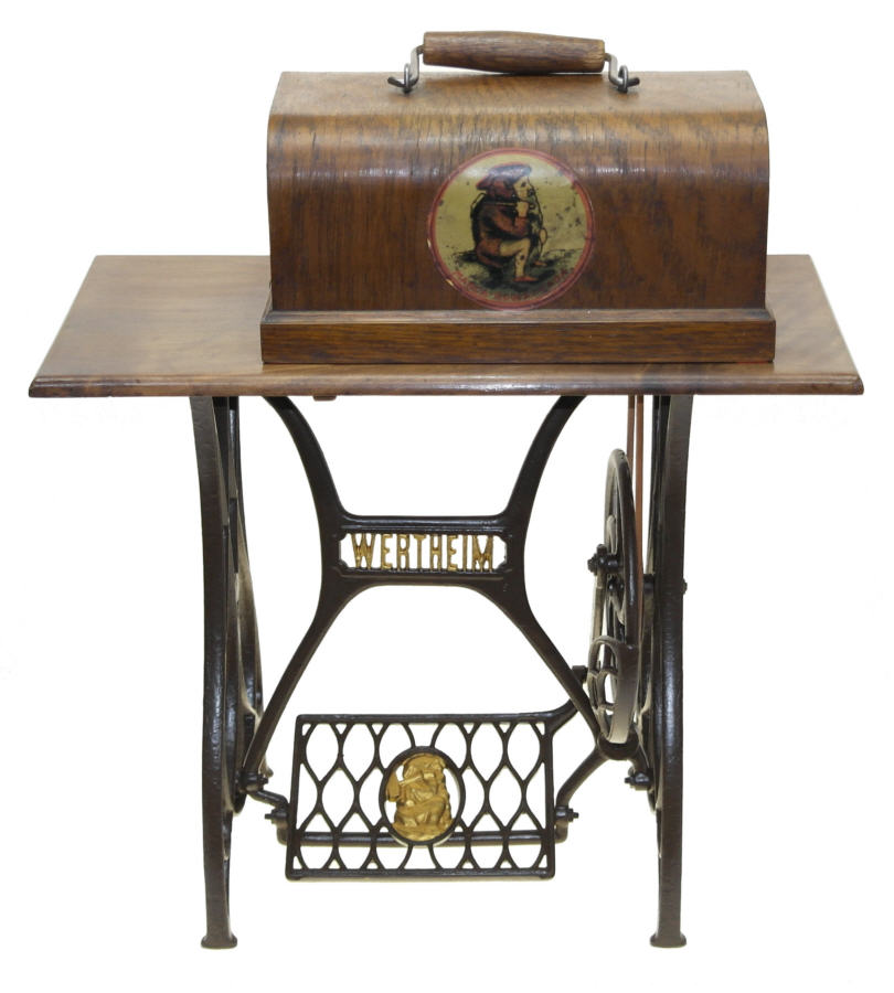 Baujahr ca. 1929, Sammlung Berthold Engel. Nummer 380.