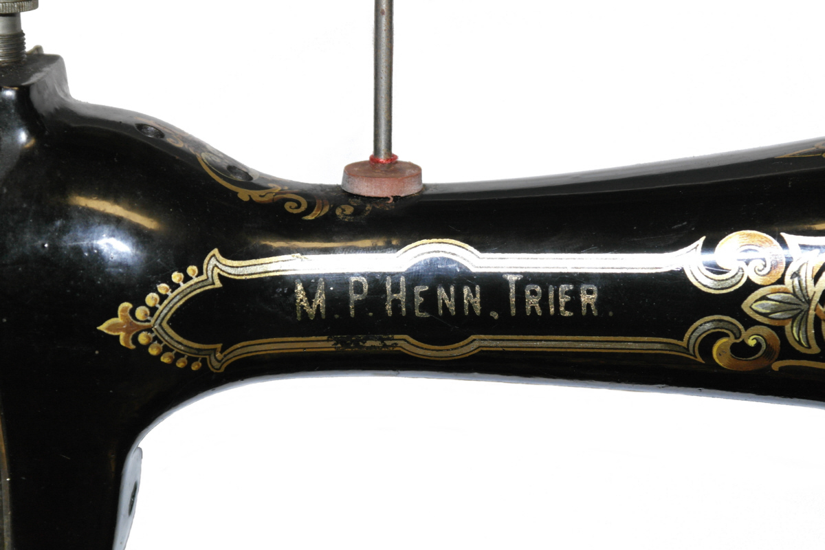 Mathias Peter Henn, Viehmarkt 17, Trier. Gegründet 1898. Noch heute am gleichen Standort als Experte für Zweiräder.