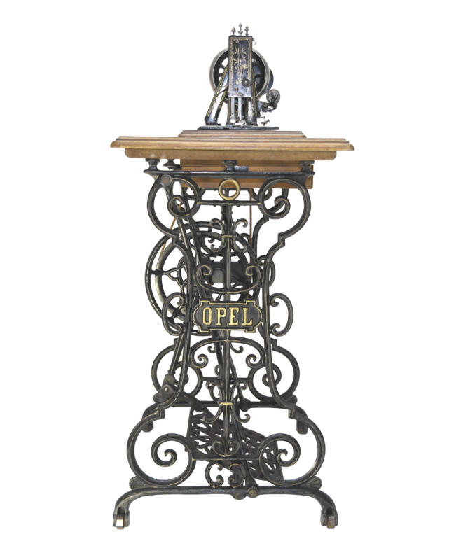 Gestellseitenteil 1892-95, Sammlung Berthold Engel.