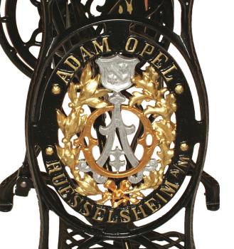 Letztes von 3 Markenovalen im Seitenteil 1888-92.