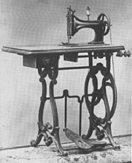 Historische Aufnahme der ersten Opel-Nähmaschine 1863.