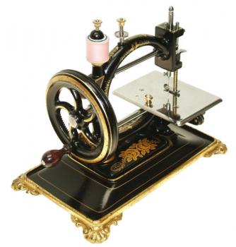 Kettenstich Nähmaschine nach Willcox & Gibbs.